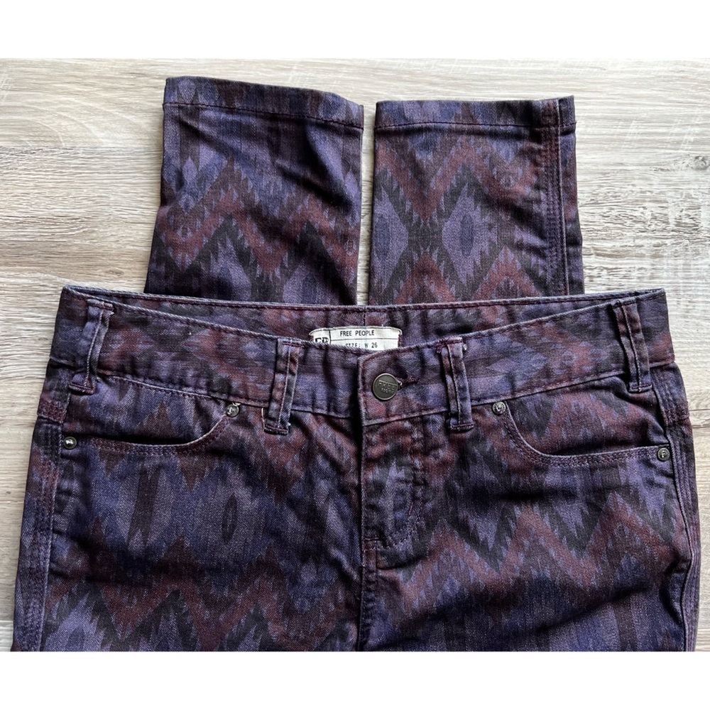 Free People : purple Aztec pattern jeans